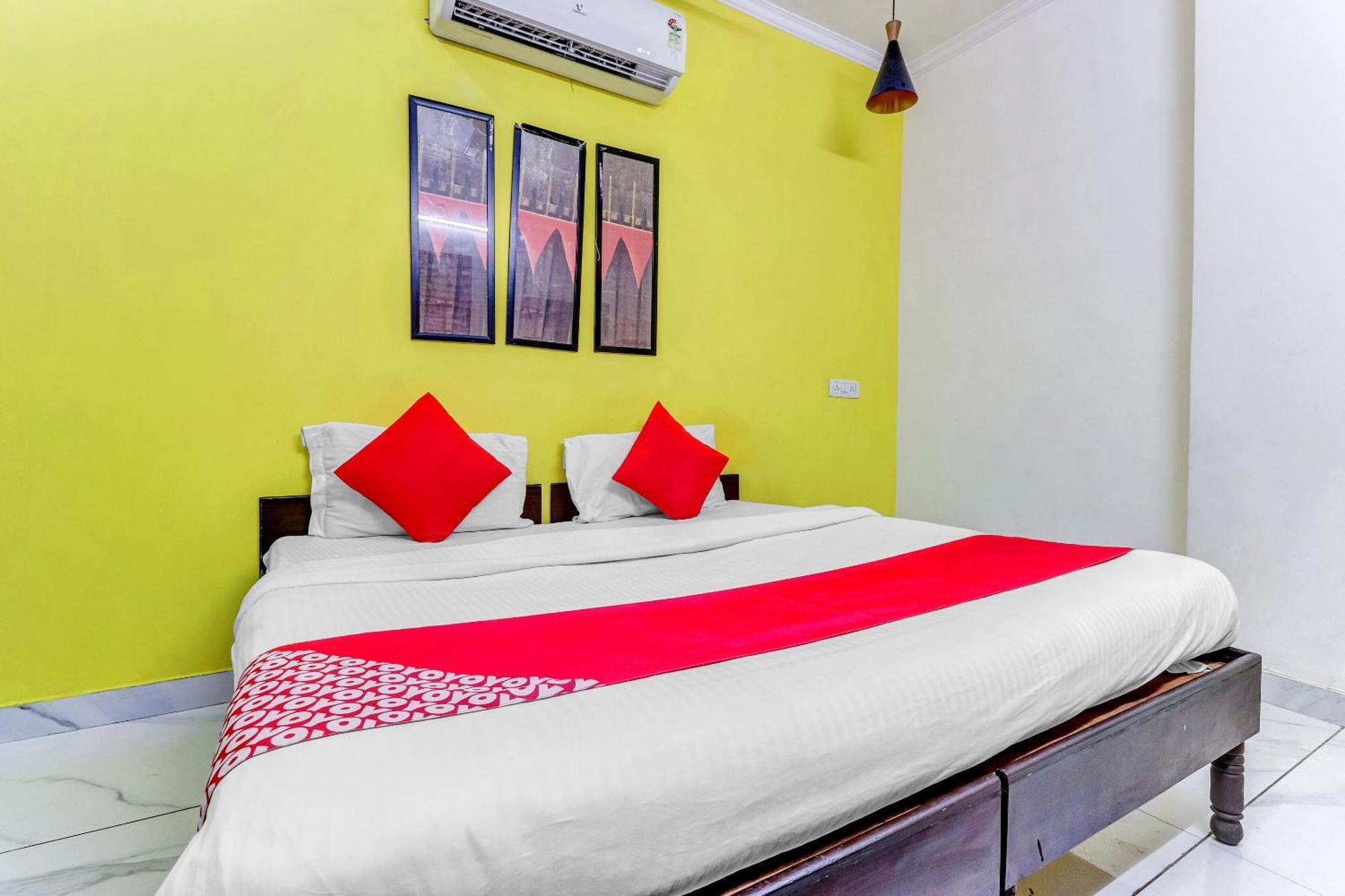 Hotel O Cozy Stay Делі Екстер'єр фото