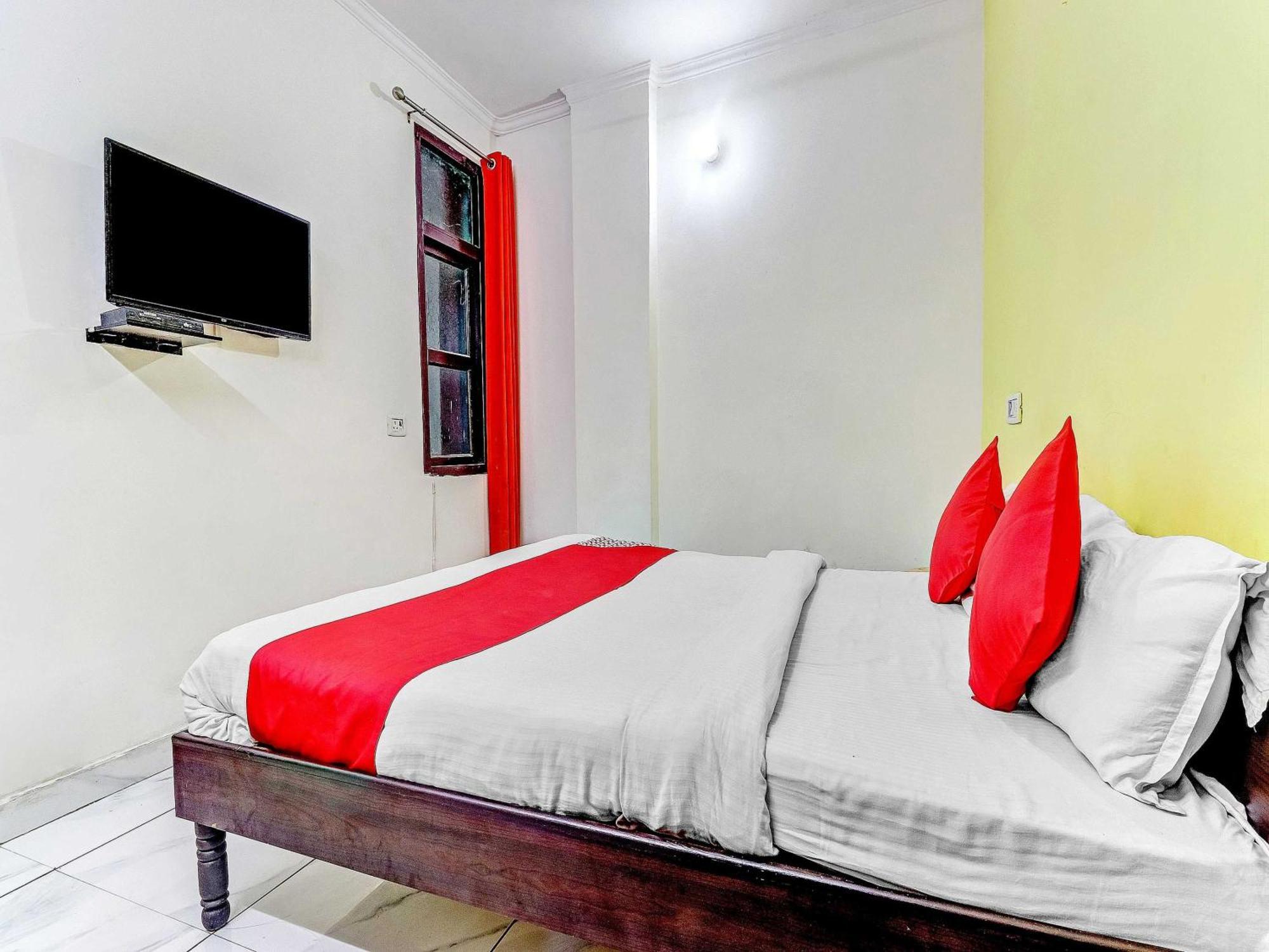 Hotel O Cozy Stay Делі Екстер'єр фото